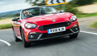 Abarth 124 Spider